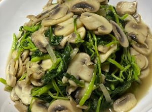 Foto resep Sauteed Bayam Jamur