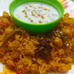 A picture of Kabuli Chana Pulao.