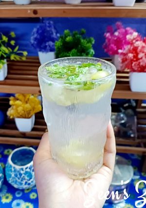 A picture of Green Grapes Mocktail.