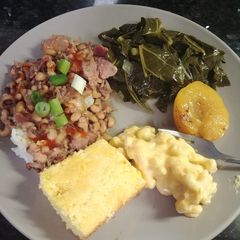 A picture of Hoppin Johns.