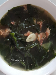 Foto resep Sup Rumput Laut (Miyeok Guk)