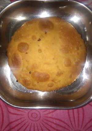A picture of Pyaz kachori.
