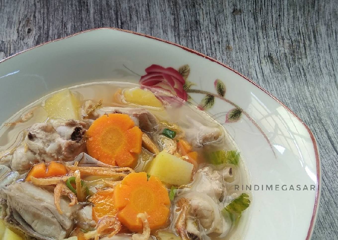70. Sop Ayam Tomat