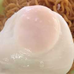 รูปของ Telur Indomie Ala Abang Warung Burjo/Warmindo