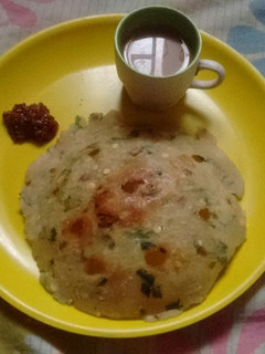 A picture of Sarva pindi (rice flour pancake).