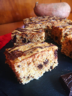 Una foto de Brownie de boniato al micro