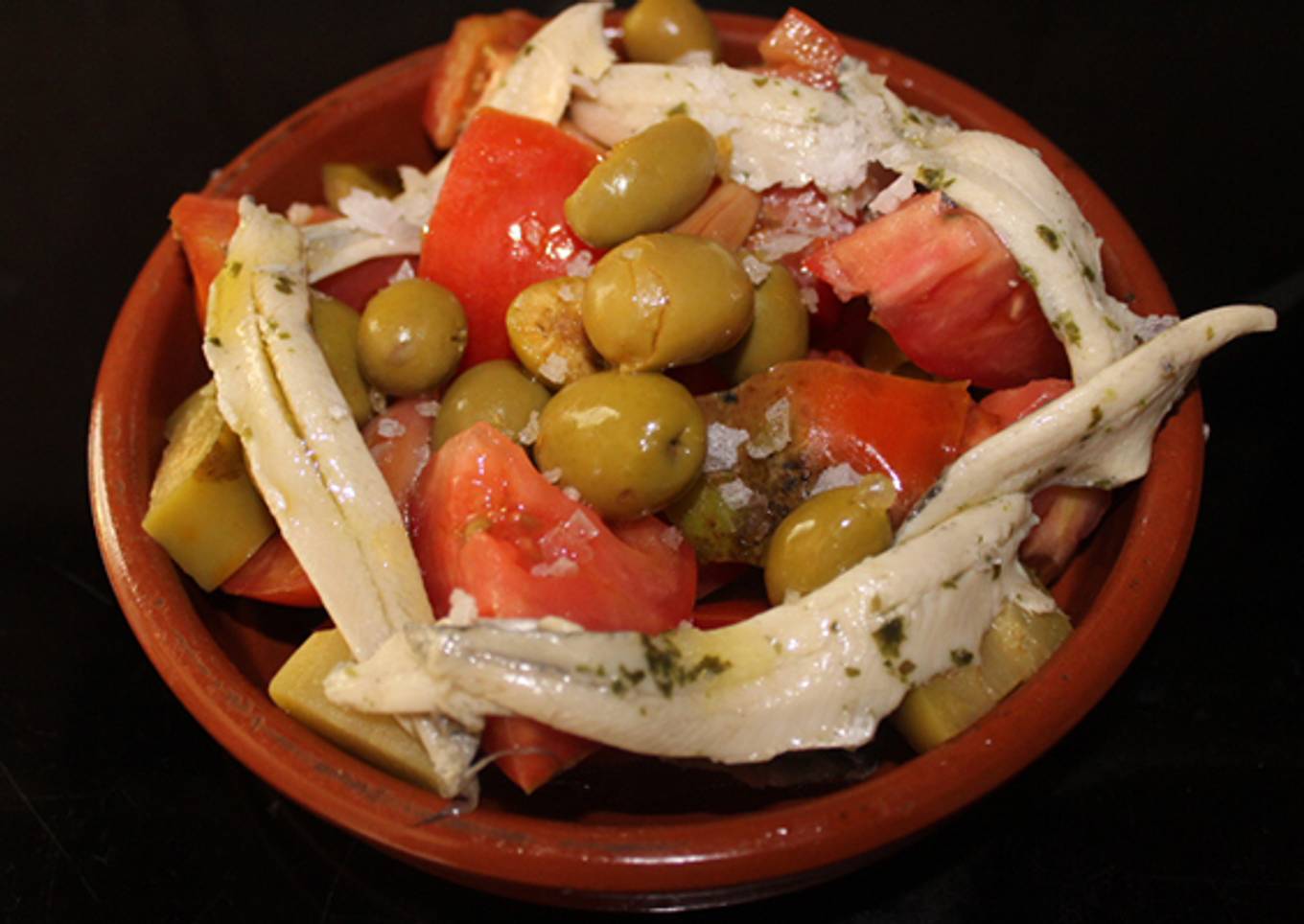 Ensalada de boquerones y berenjena