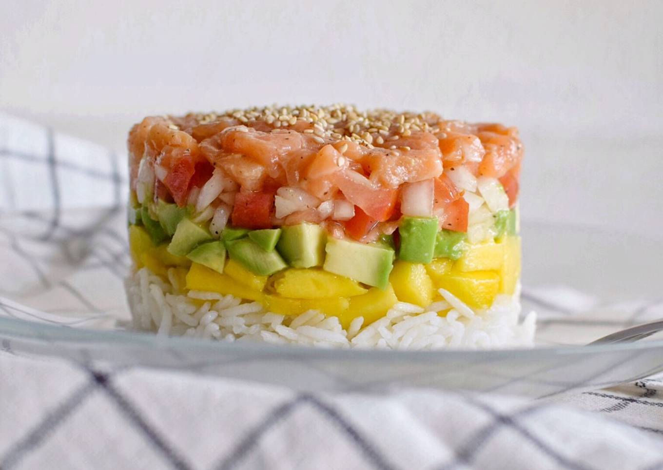 Tartar de salmón y aguacate
