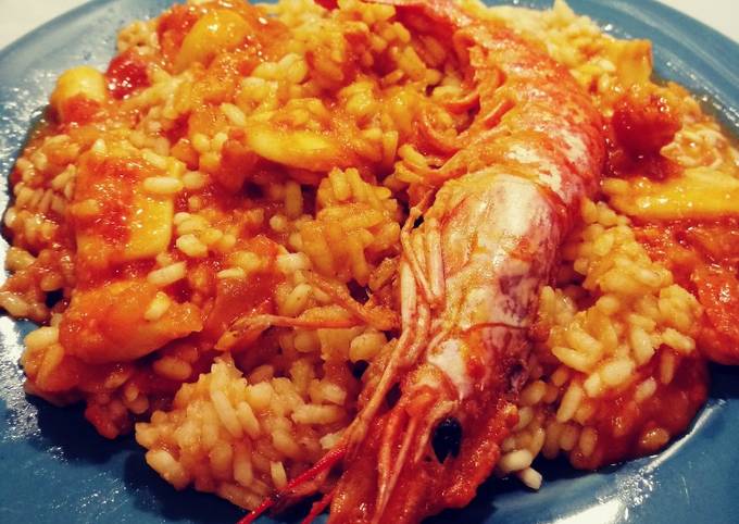 En qué se diferencian la paella, el arroz al caldero y el arroz a banda