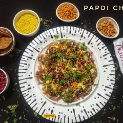A picture of Papdi Chaat.