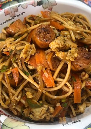 A picture of Non Veg Noodles (Chowmein).