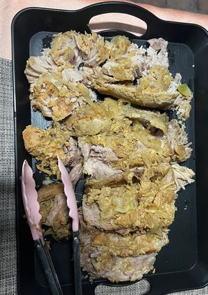 Una foto de Carne de cerdo asada en cazuela