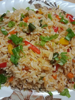 चाईनीज वेज फ्राइड राइस (Chinese veg Fried Rice recipe in Hindi) रेसिपी मुख्य फोटो