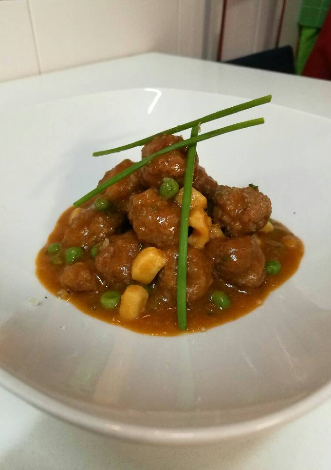 Una foto de Albóndigas con sepia
