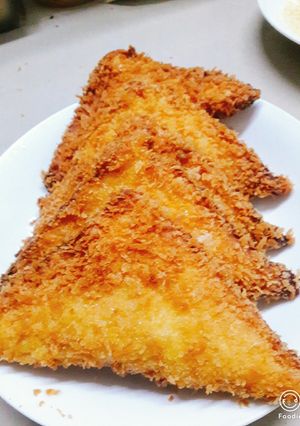 Hình của món Bánh mì sandwich nhân phô mai chiên xù.