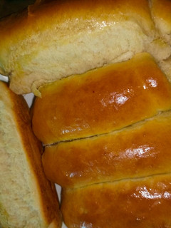 A picture of Hot dog bun/bread/mkate wa kisu.