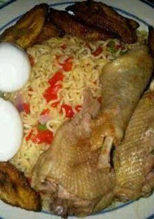 A picture of Simple indomie noodles with plantain by maryam barwa.