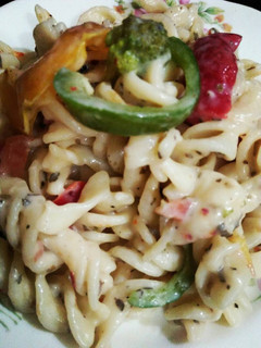 A picture of White Sauce Pasta.