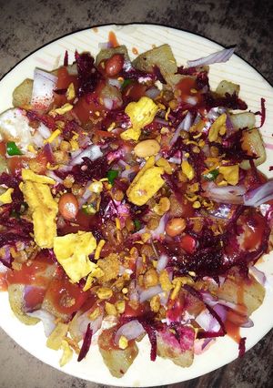 A picture of Delhi style aalu chaat.
