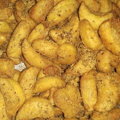 A picture of Namkeen masala kaju.