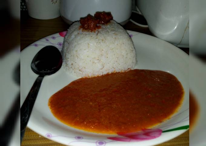 Rice with tomato soup
