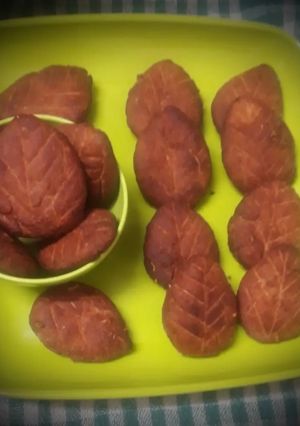 A picture of Bihar Special Thekua.