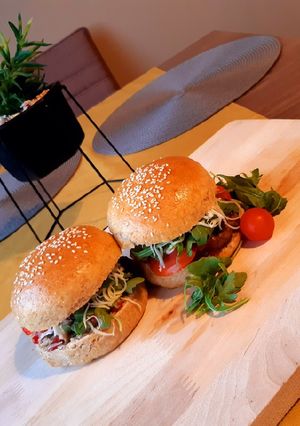 Kedvenc zsemle/buci a'la Dorci (tejmentesen is leírva) recept fotója