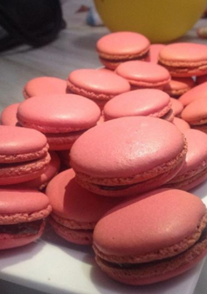 Una foto de Macarones franceses
