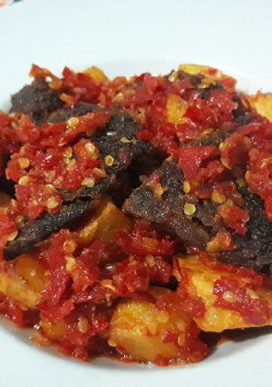 Foto resep Dendeng Kentang Balado 🥩🥔