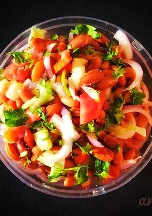 A picture of Kidney Bean/Rajma Salad.
