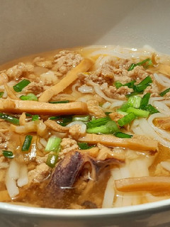A picture of Dried Squid with Rice Noodles.
