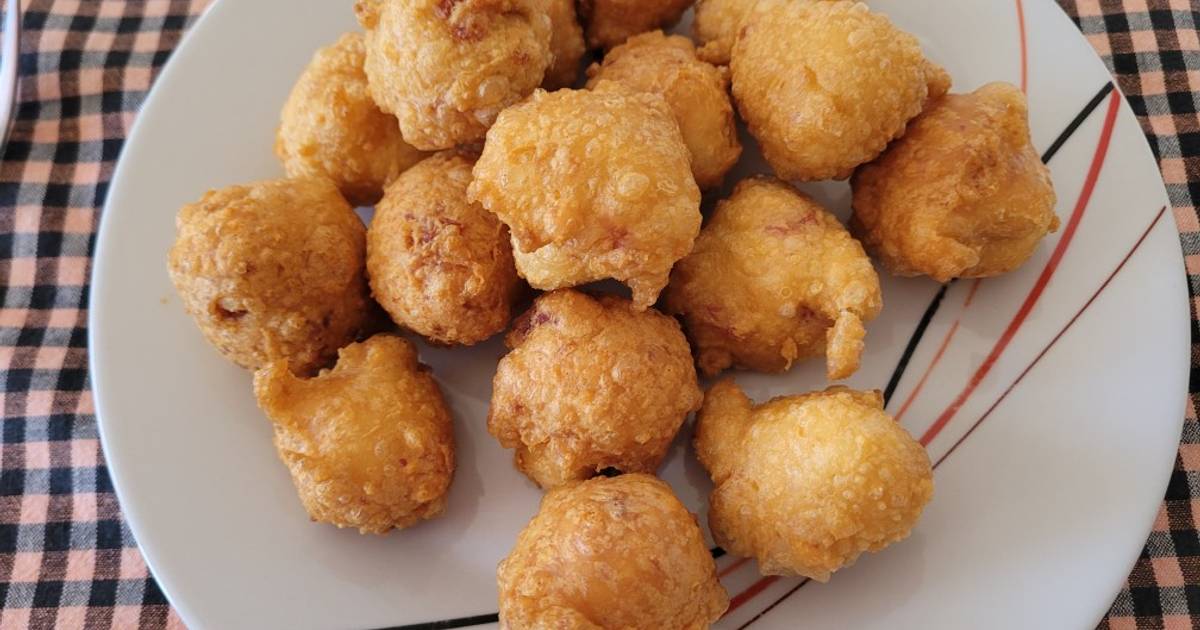 ¿Cómo preparar irresistibles buñuelos de sémola y queso en el microondas?