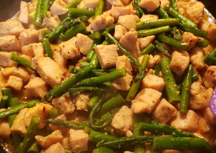 Resep Chicken &amp; Asparagus Stir Fry, Lezat Sekali