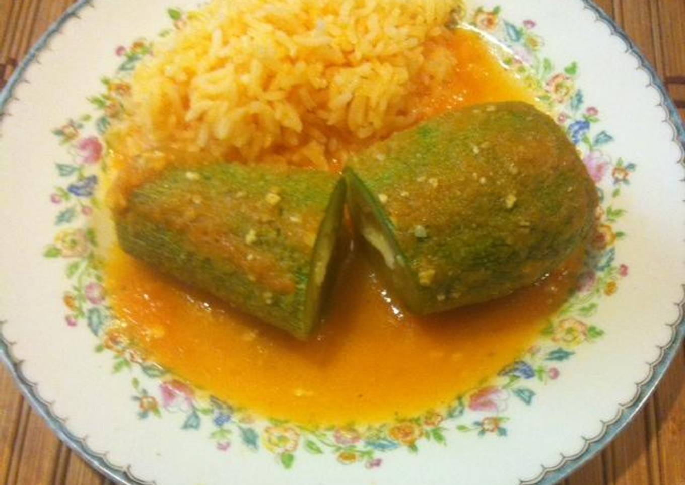 Calabacitas rellenas de queso