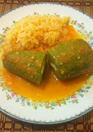 Una foto de Calabacitas rellenas de queso