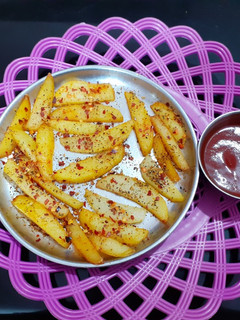 ફ્રેન્ચ ફ્રાય (French Fry Recipe In Gujarati) રેસીપી મુખ્ય ફોટો