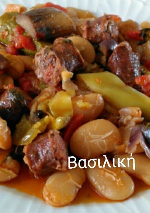 Φωτογραφία της συνταγής Γίγαντες σπετζοφάι με λουκάνικα και λαχανικά