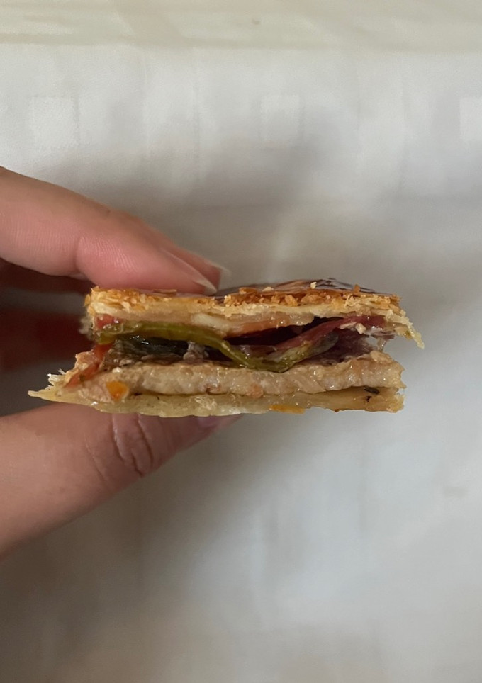 Una foto de Empanada de serranito