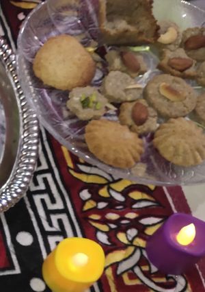 A picture of Makhana cookies.
