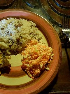 Una foto de Carne con maíz