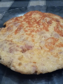 Una foto de Tortilla de atún
