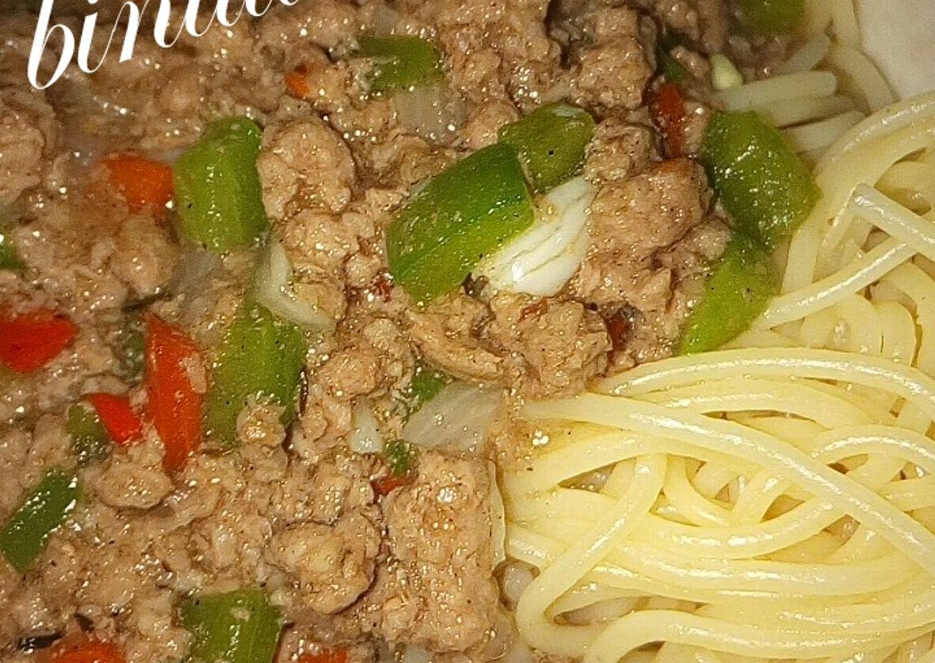 Spaghetti and minced meat sauce