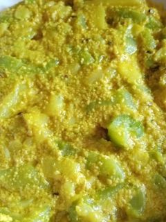 तोरई आलू खसखस की सब्जी (Torai Aloo khuskhus ki sabji recipe in hindi) रेसिपी मुख्य फोटो