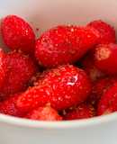 Dâu Tây Lắc Muối Tôm