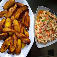 A picture of Fried plantain with egg sauce.