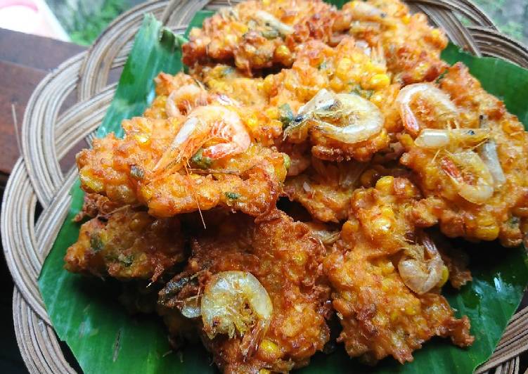 Resep GIMBAL JAGUNG/ BAKWAN JAGUNG oleh Dapur Pronik (vifa) - Cookpad