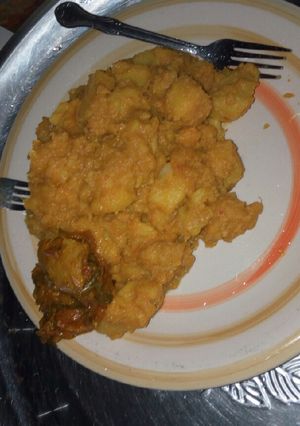 A picture of Yam Porridge wit Vegetable Oil.