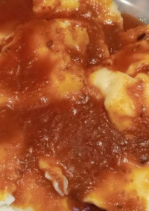 Una foto de Raviolones de jamón, ricota y queso. Fáciles