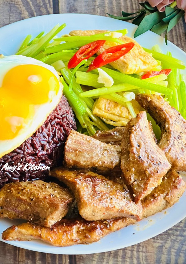 一鍋到底家常飯菜-香煎二層肉 的食譜成品照片