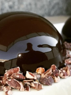 Una foto de Glaseado espejo de chocolate